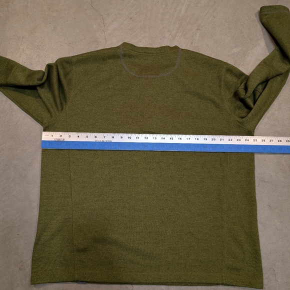 L.L. Bean Mens XL Henley Green Wool Blend Elbow Patches Outdoors - Picture 6 of 6